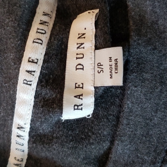 RAE DUNN GRAY KNIT TOP LOVE - Picture 4 of 5